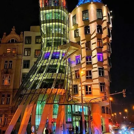 Lena * Praga