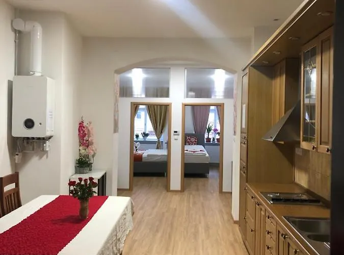 Lena Апартаменты