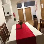 Apartament Lena