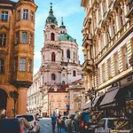 Lena Apartament
