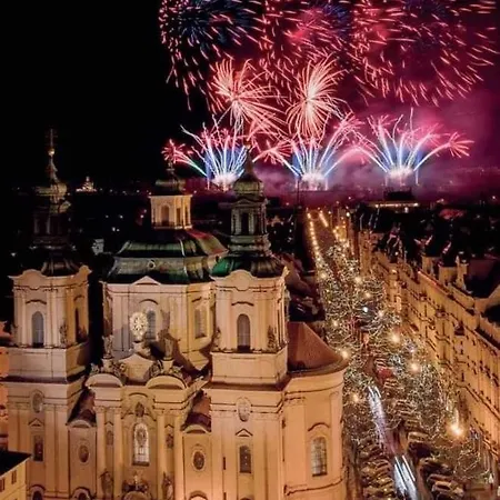 Lena * Prague